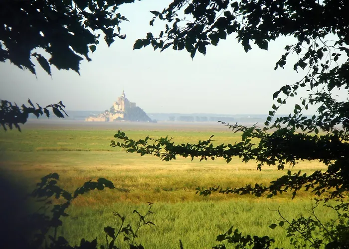 Les Herbus Angle Rue De L'avant-garde Et 31 Rue Jeremie Genêts